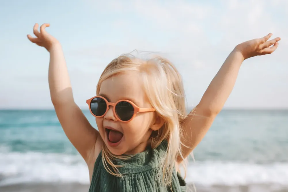 lunette de soleil pour enfants